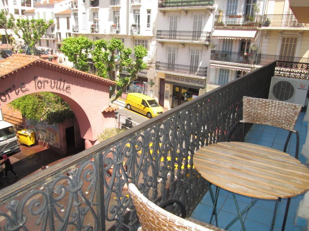 Modern Apartment 2 Bedrooms Quiet Terrace In A Palm Beach Area, 30 Meters From Seaside Cannes Habitación foto